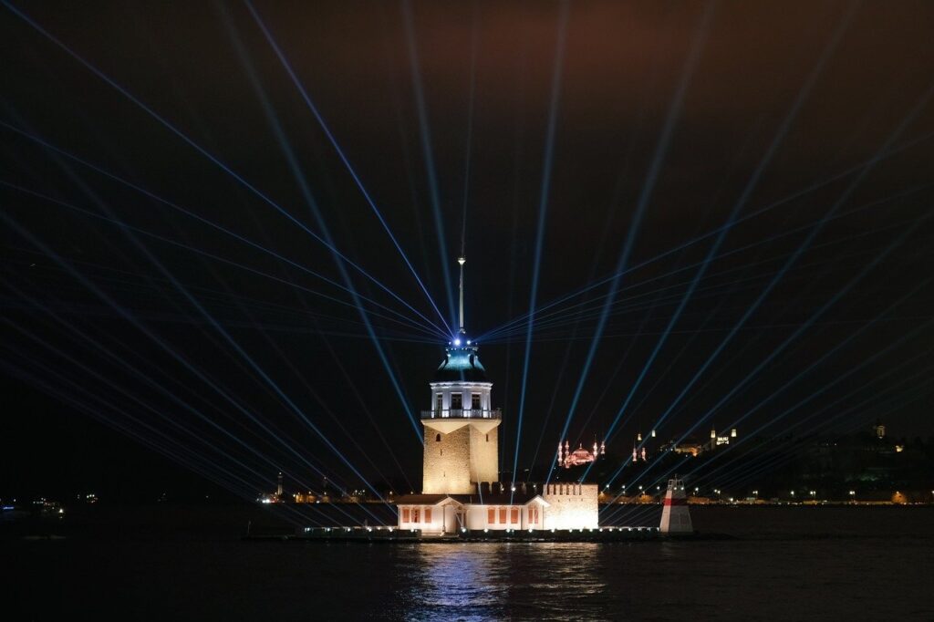 maiden's tower, night landscape, nature